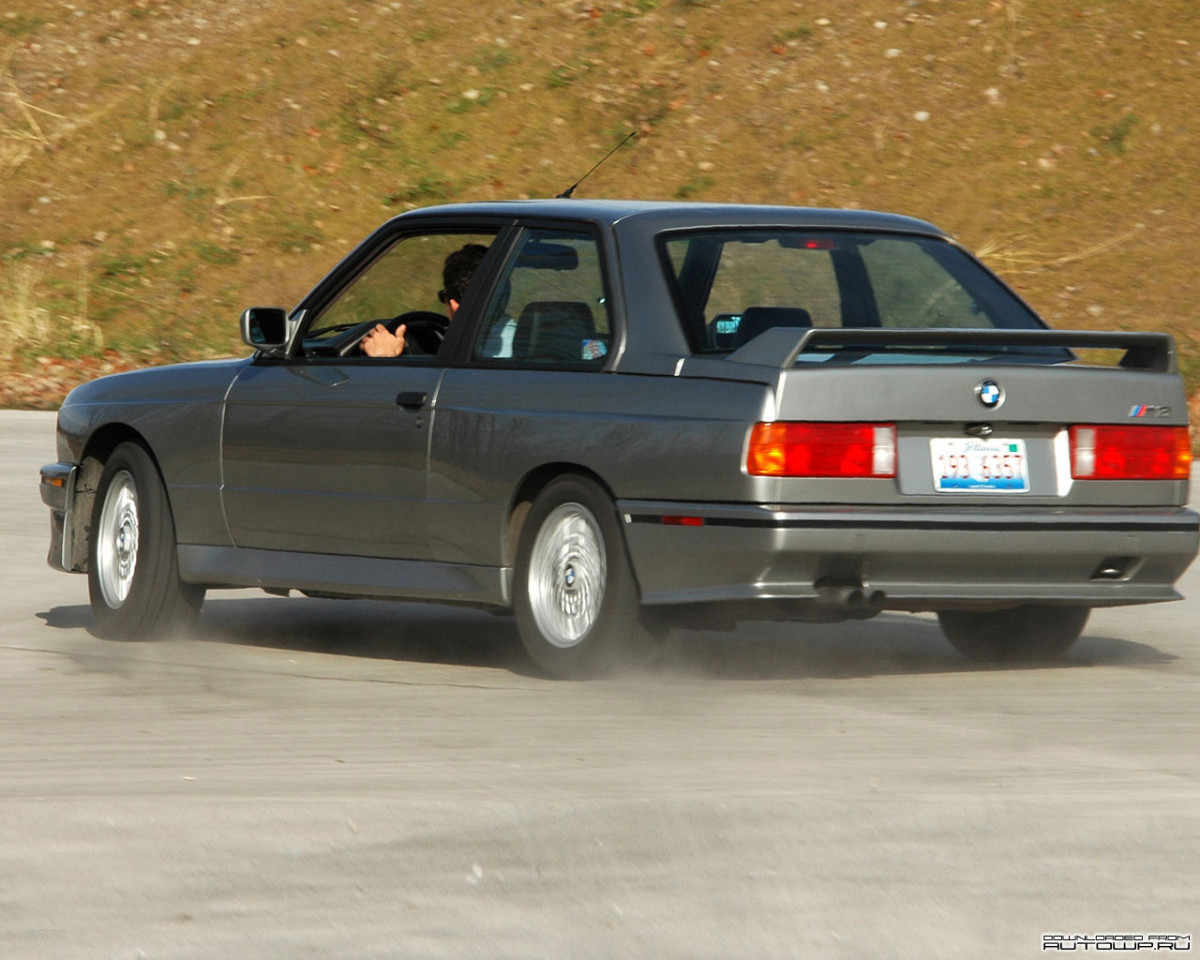 BMW M3 E30 фото 60005