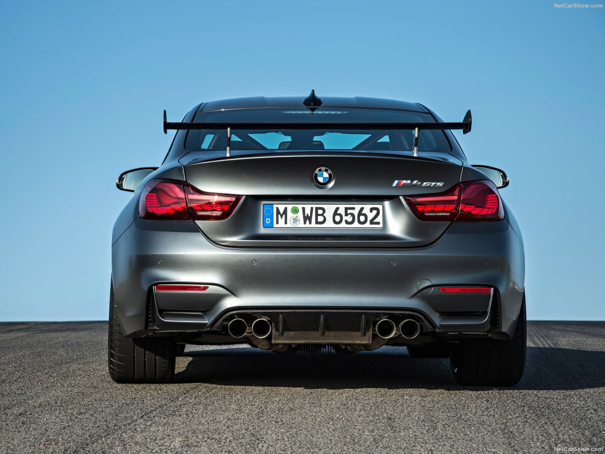 BMW M4 GTS фото 158652