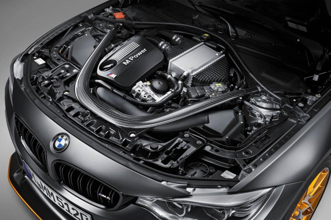 BMW M4 GTS фото 170052