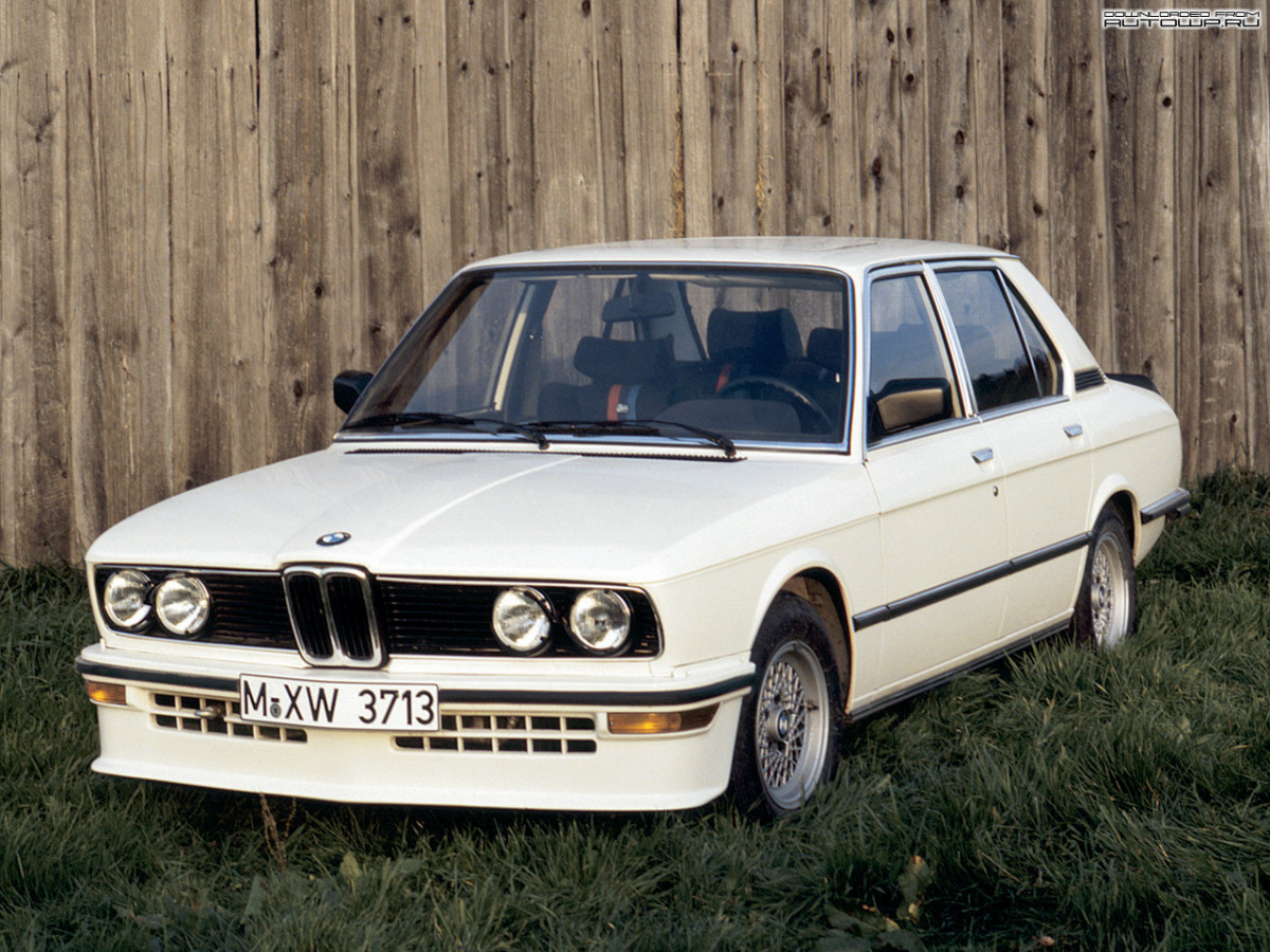 BMW M5 E12 фото 65905