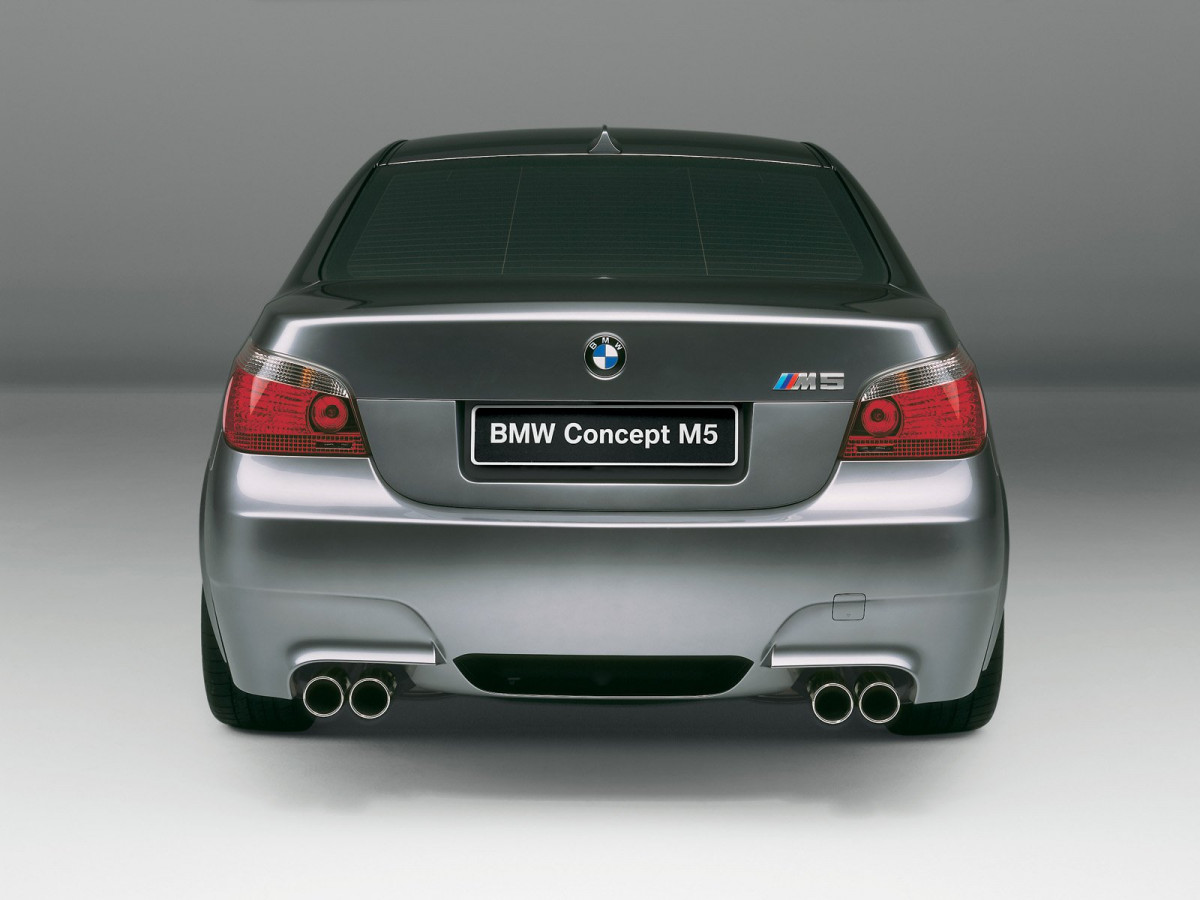 BMW M5 E60 фото 10069