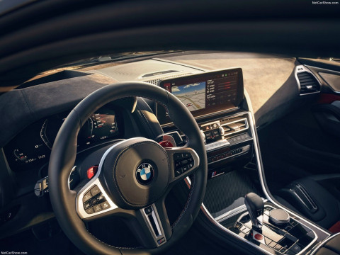BMW M8 фото