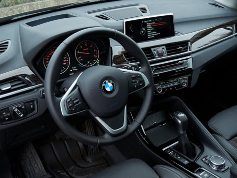 BMW X1 фото