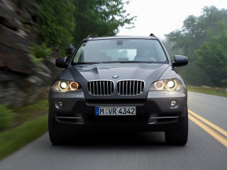 BMW X5 E70 фото