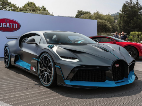 Bugatti Divo фото
