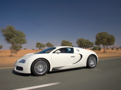 Bugatti Veyron фото