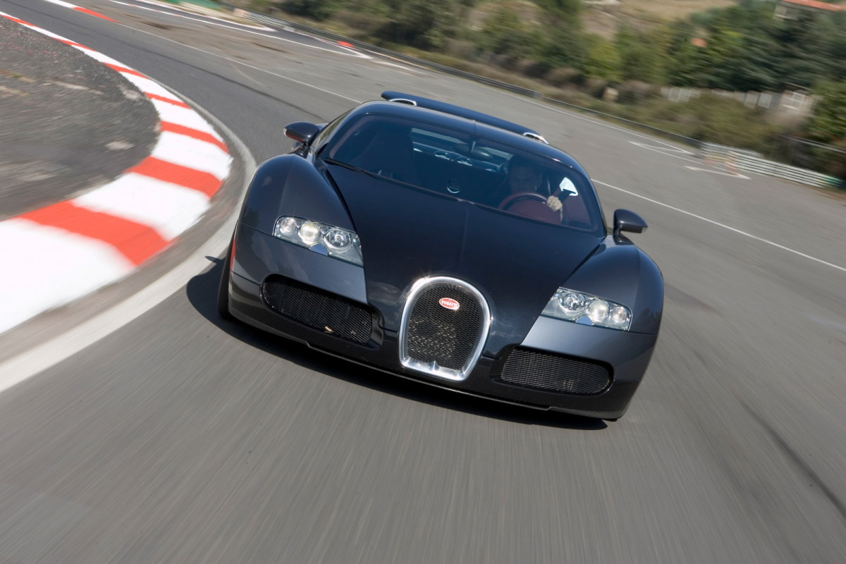 Bugatti Veyron фото 167537
