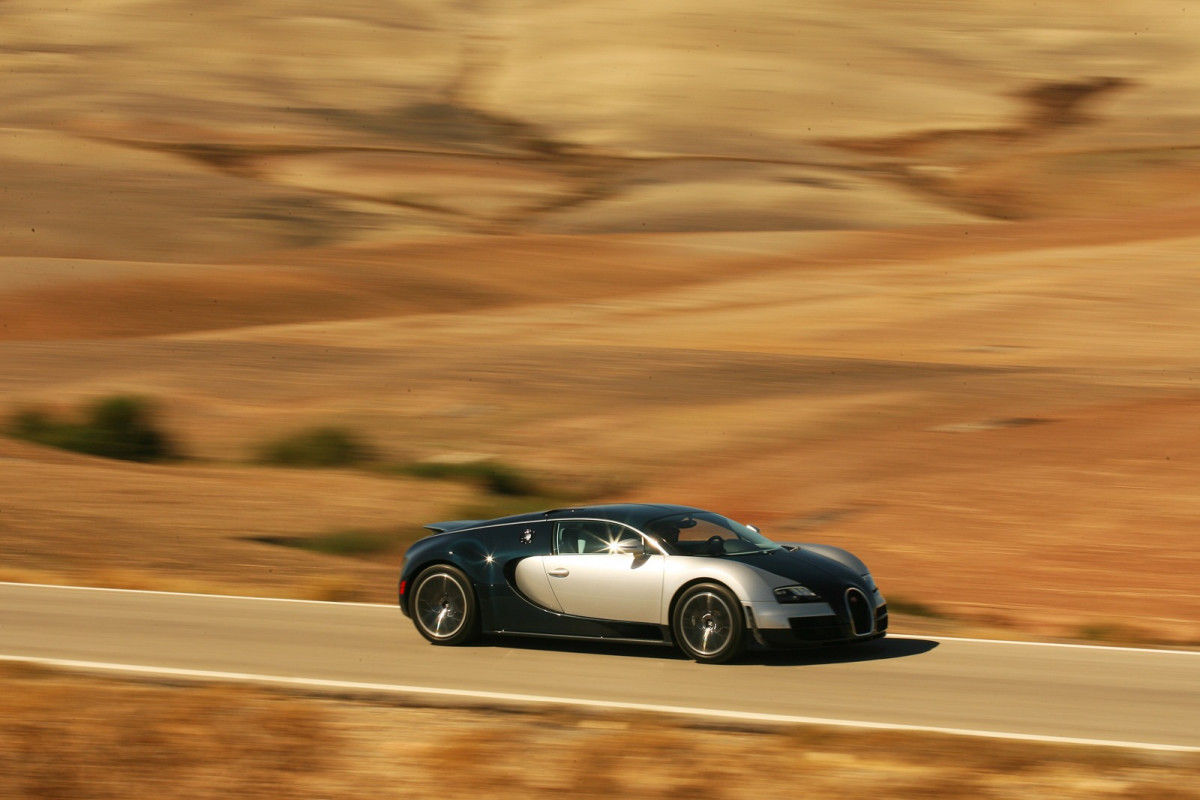Bugatti Veyron фото 167616