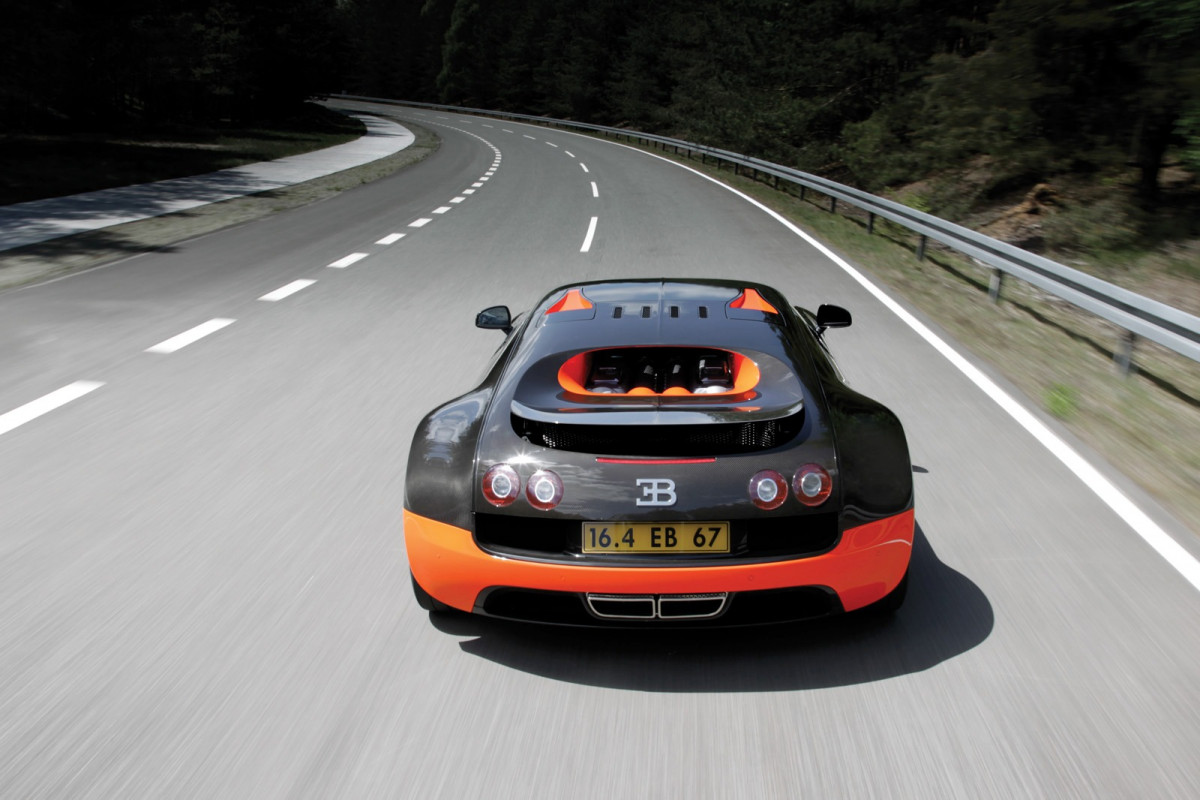Bugatti Veyron фото 167633