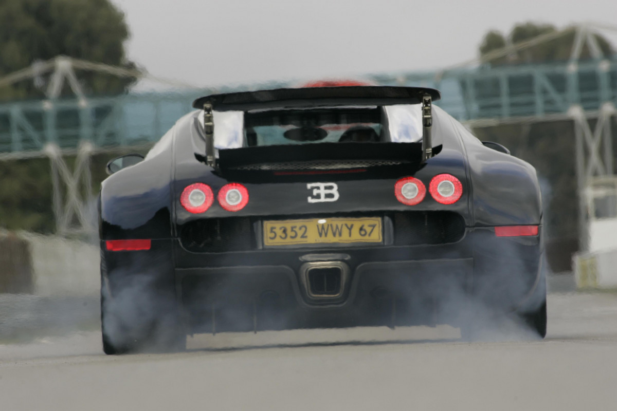 Bugatti Veyron фото 33322