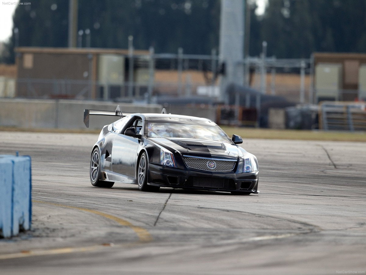 Cadillac CTS-V Coupe Race Car фото 117914