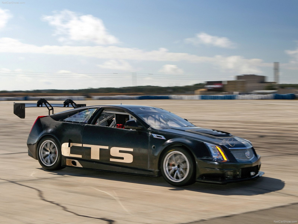 Cadillac CTS-V Coupe Race Car фото 117916
