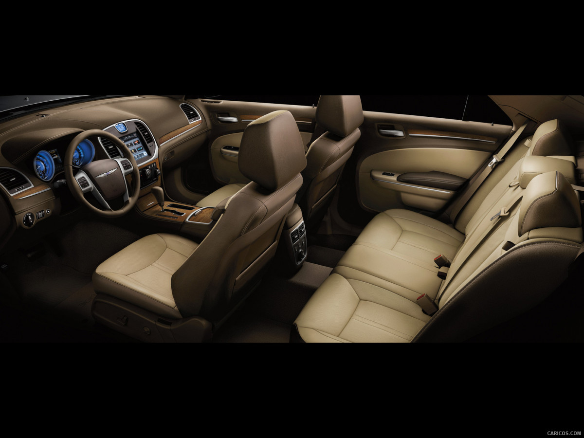 Chrysler 300 Luxury Series фото 138250