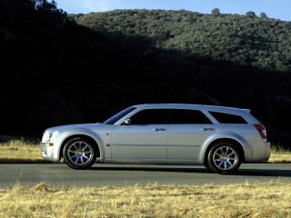 Chrysler 300C Touring фото