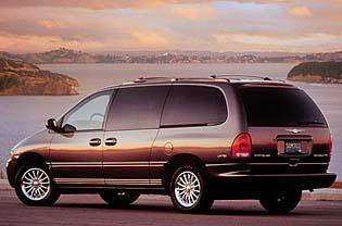 Chrysler Town and Country фото 20495