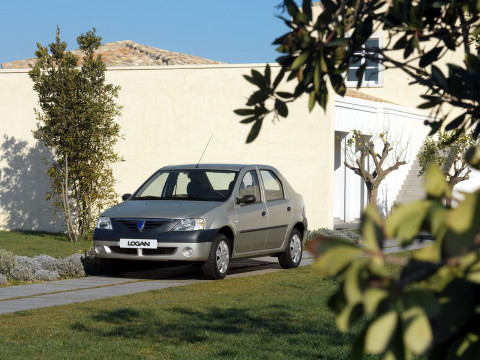 Dacia Logan 1.6 MPI фото