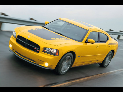 Dodge Charger RT фото