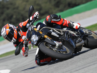 Ducati Streetfighter фото