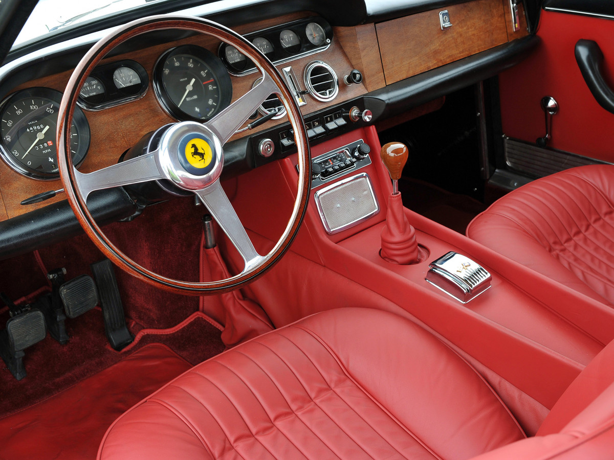Ferrari 330 GTC фото 104175