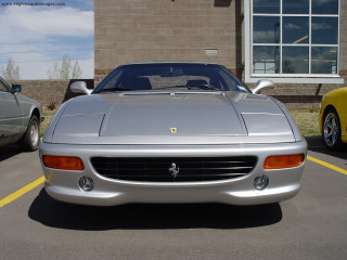 Ferrari 355 фото