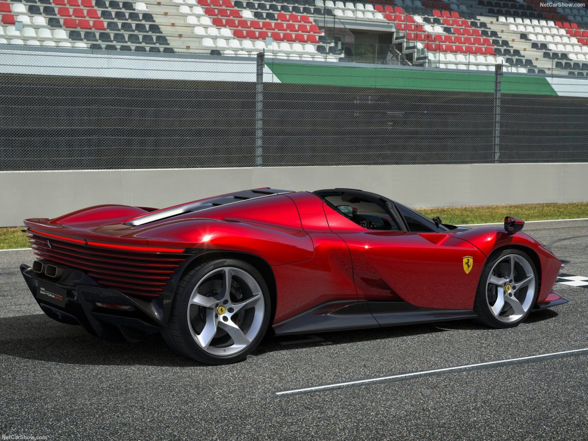 Ferrari Daytona SP3 фото 207513