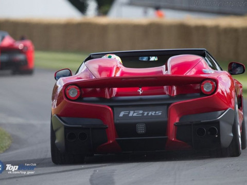 Ferrari F12 TRS фото