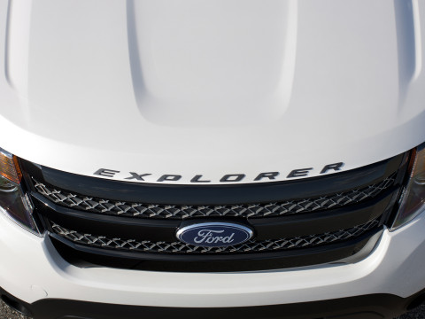 Ford Explorer Sport фото