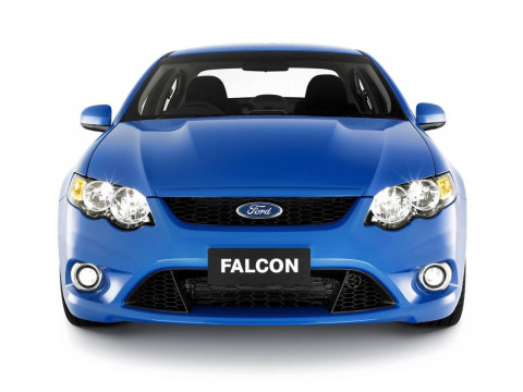 Ford Falcon XR8 фото