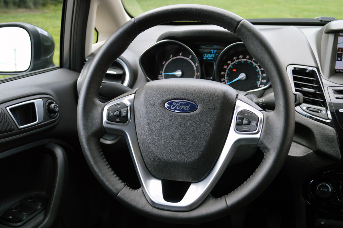 Ford Fiesta фото 107826