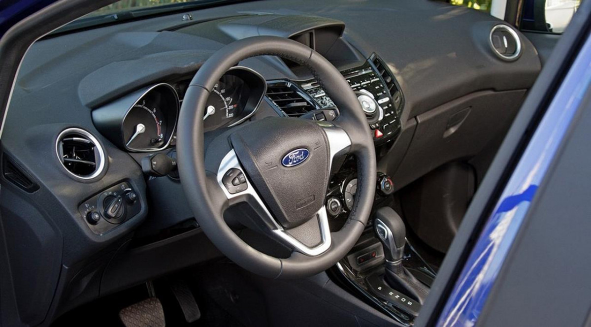 Ford Fiesta фото 161024