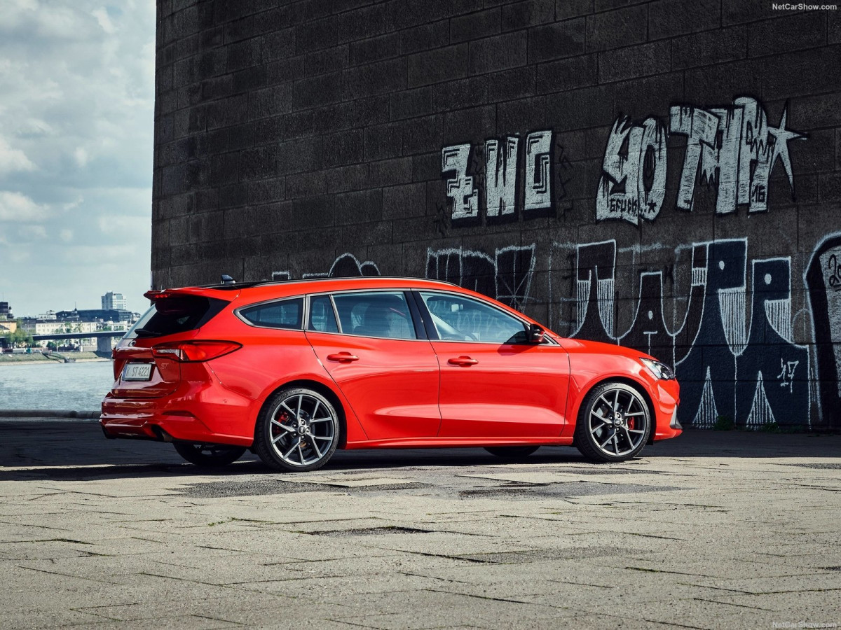 Ford Focus ST фото 202113