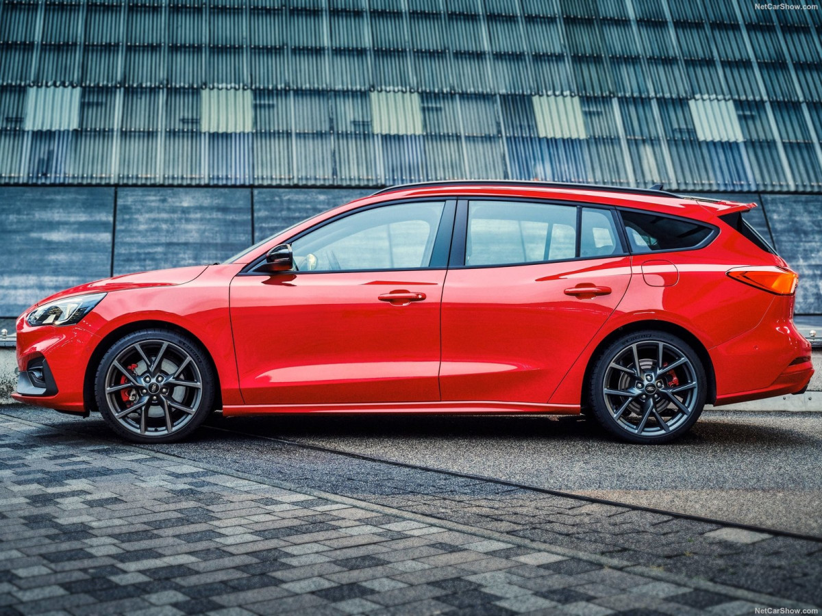 Ford Focus ST фото 202114