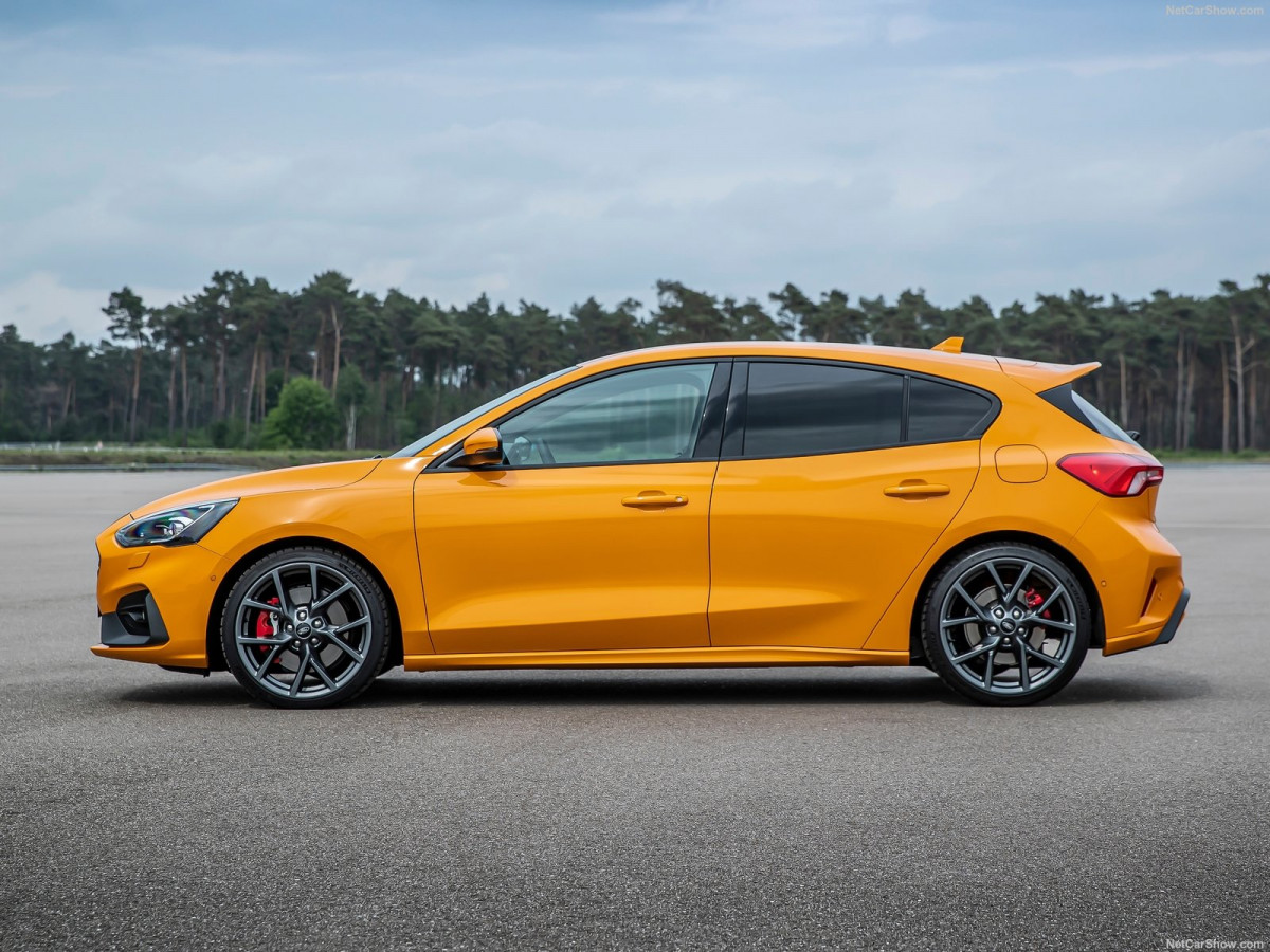 Ford Focus ST фото 202810