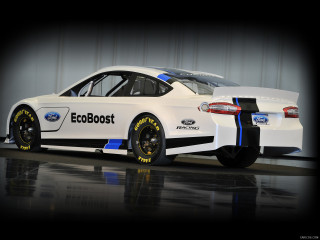 Ford Fusion NASCAR Sprint Cup Car фото