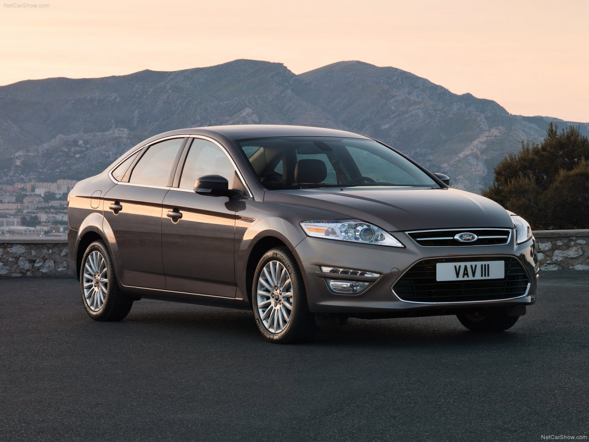 Ford Mondeo Hatchback фото 78532
