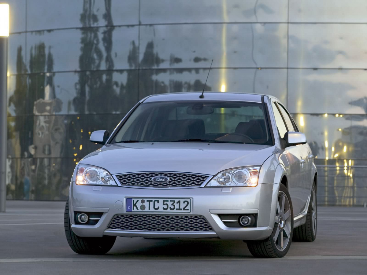 Ford Mondeo фото 11790