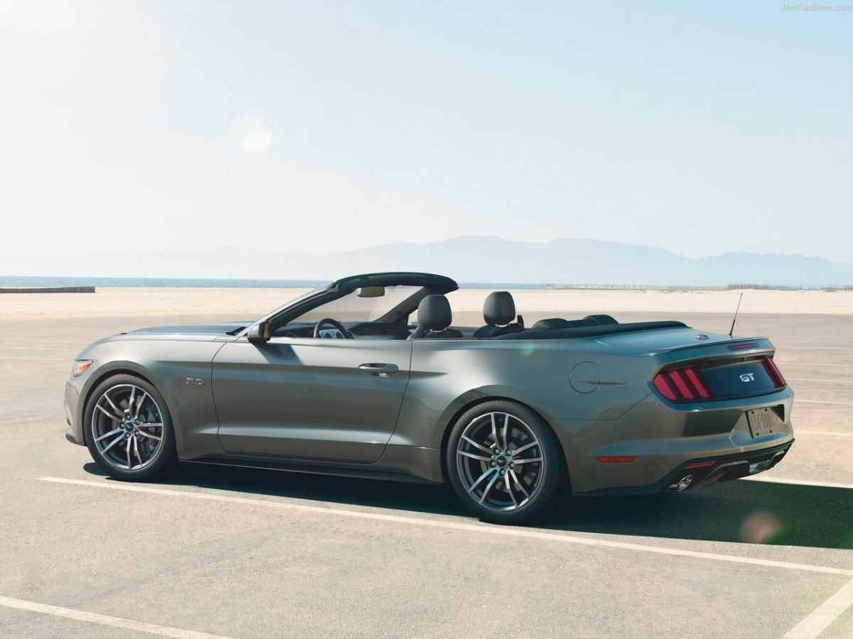 Ford Mustang Convertible фото 143429