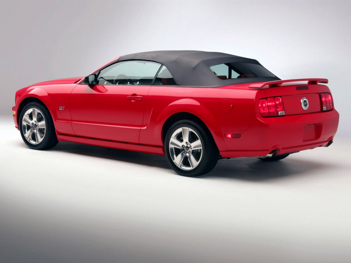 Ford Mustang GT фото 18306