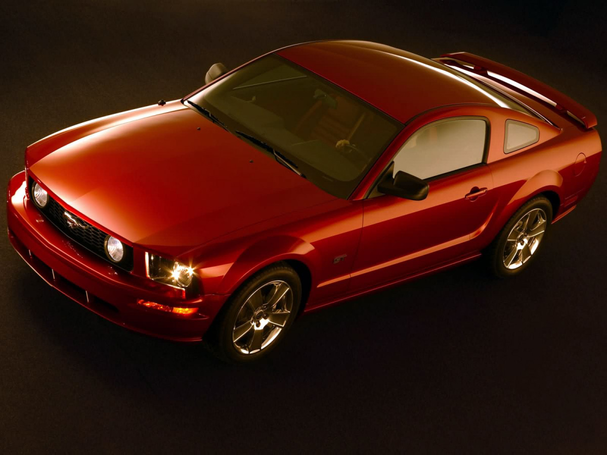 Ford Mustang GT фото 7573