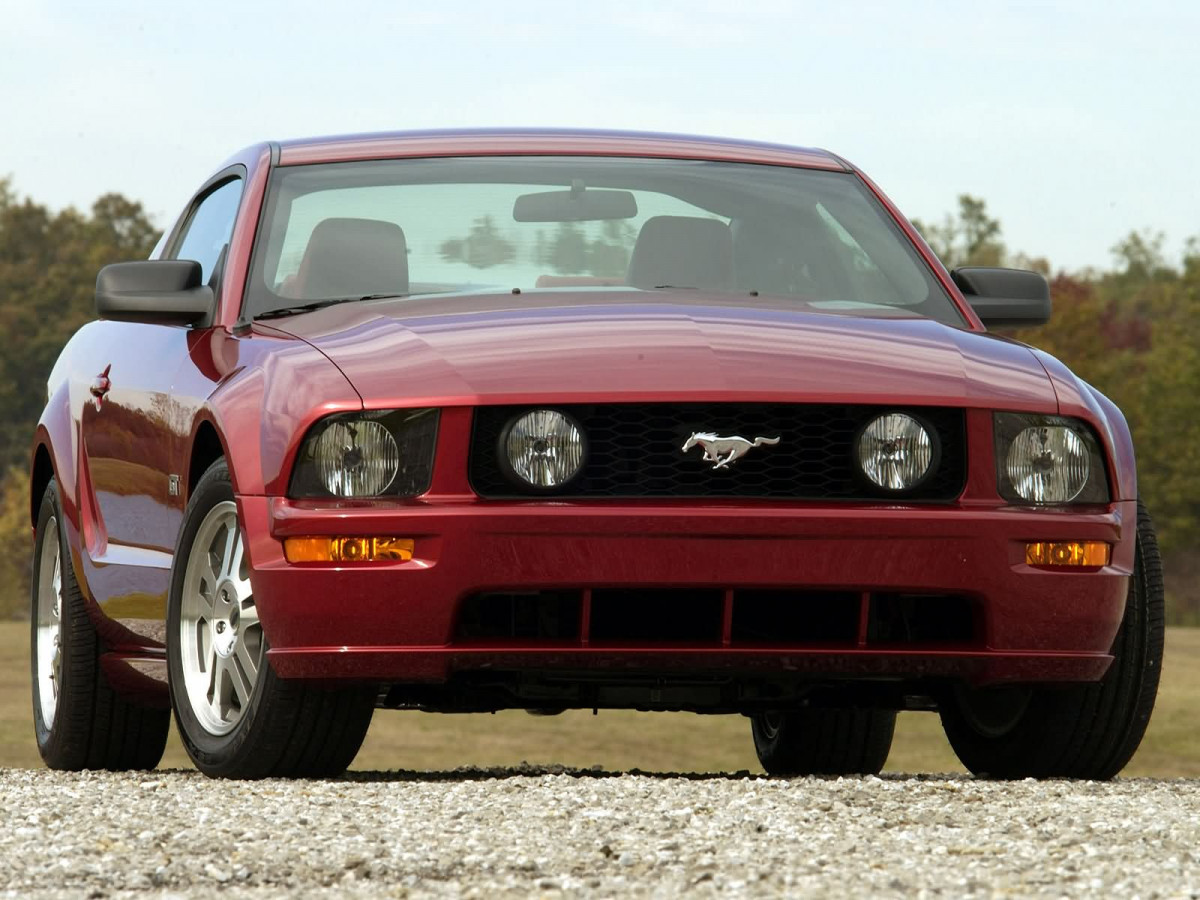 Ford Mustang GT фото 7581