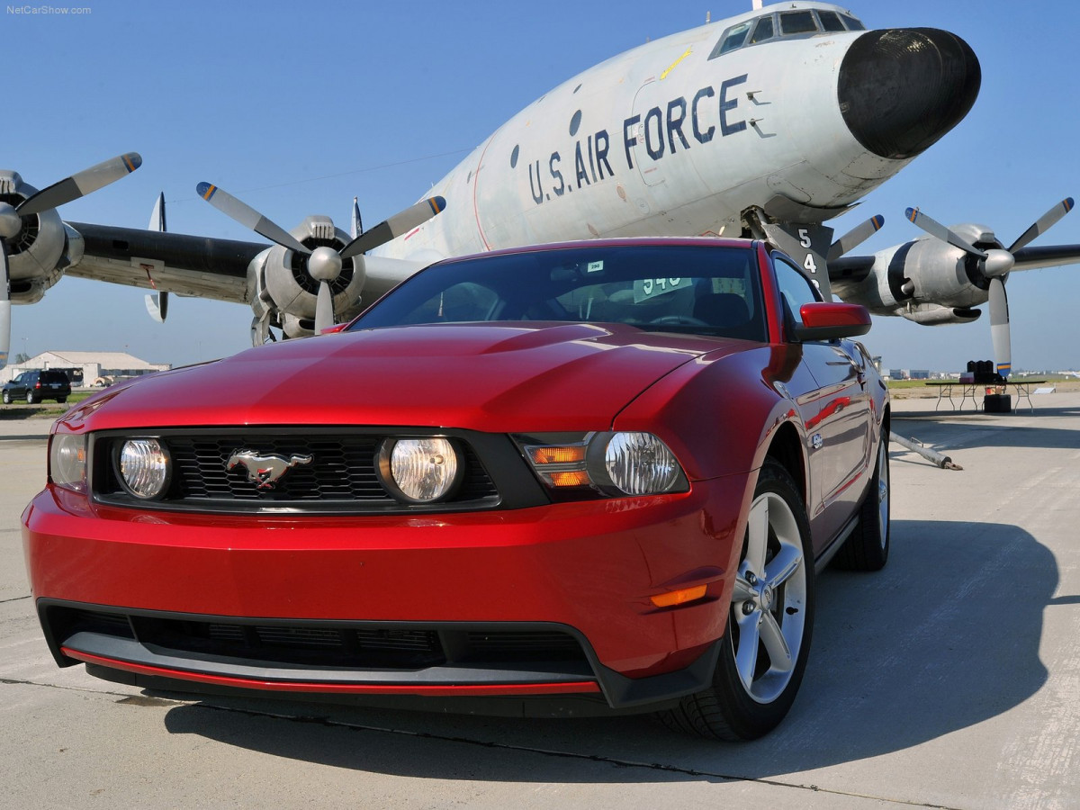 Ford Mustang GT фото 76428