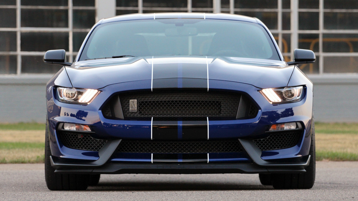 Ford Mustang Shelby GT350 фото 172797