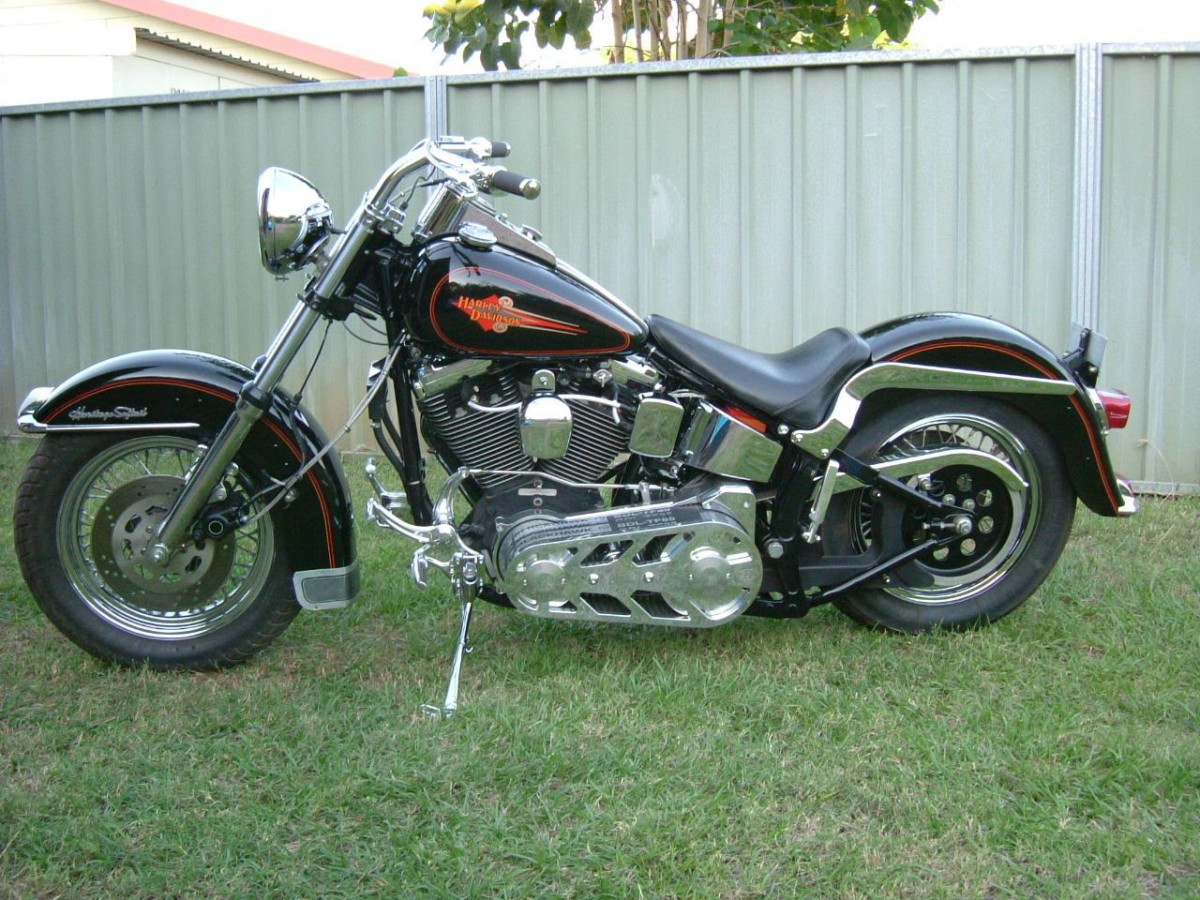 Harley-Davidson FLSTC Heritage Softail Classic фото 22217