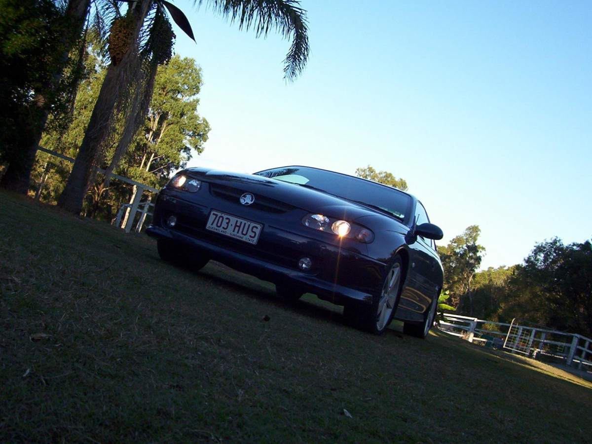 Holden Monaro CV8 фото 14487