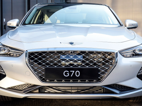 Hyundai Genesis G70 фото