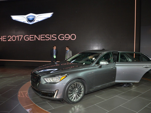 Hyundai Genesis G90 фото