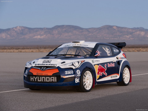 Hyundai Veloster Rally Car фото