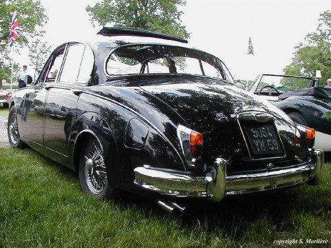Jaguar Mk II фото