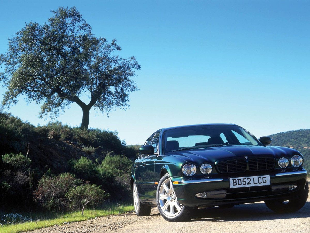 Jaguar XJ фото 8755
