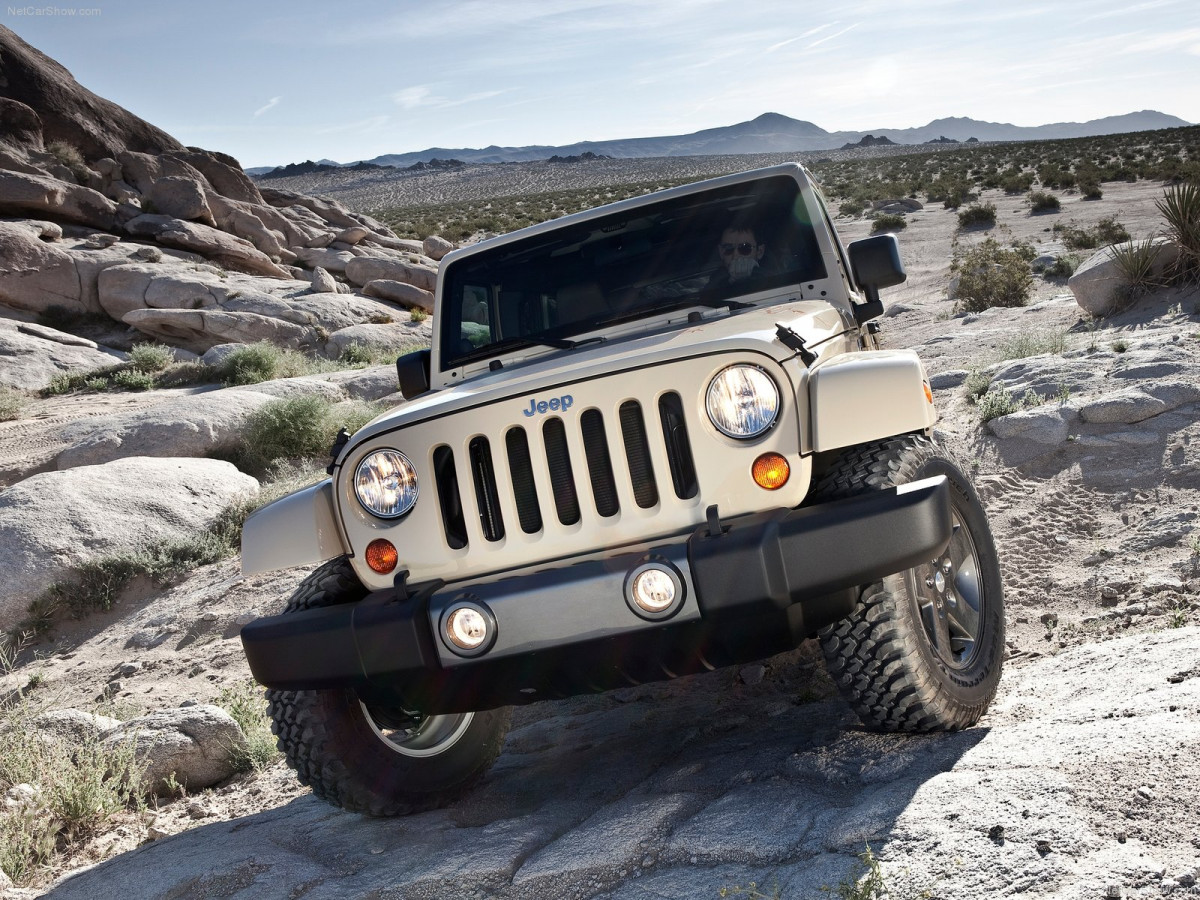 Jeep Wrangler Mojave фото 83102